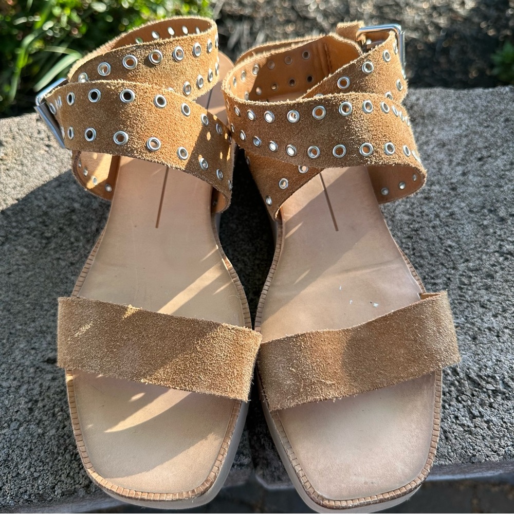 Dolce Vita Tan Sandals with Suede Finish and Platform Sole